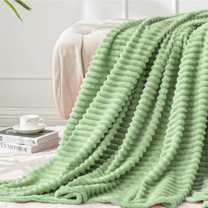 BEDELITE 3D Ribbed Apple Green Fleece Twin Blanket for Couch, 60x80 Inch - color: Apple Green, size: Twin(60"x80")