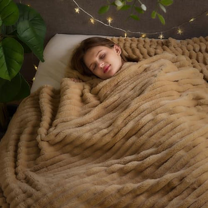 NEWCOSPLAY Fleece Ribbed Cozy King Blanket for Couch, Brown, 90"x110" - color: Brown Ribbed, size: King(90"x110")