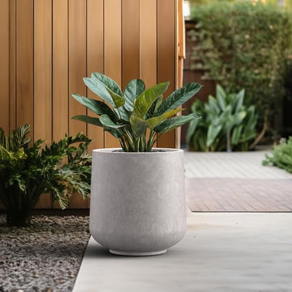 Kante Large Round Curved CON Gray Concrete Planter 16.5" Dia, Outdoor - color: Light Gray, size: 15.3" D