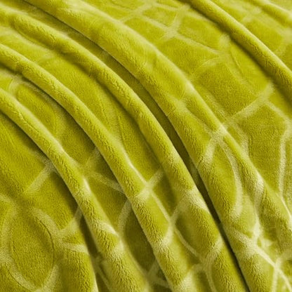 Soft Cozy Fleece Queen Size Blanket, 90x90 Inches – Lightweight Plush Blanket for Bed, Fuzzy 3D Jacquard Design - Olive Green - color: Olive Green, size: Queen (90" x 90")