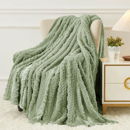 Aganear Fleece Throw Blanket for Couch Sofa 50"x60" Sage Green - color: Sage Green, size: Throw(50×60in)