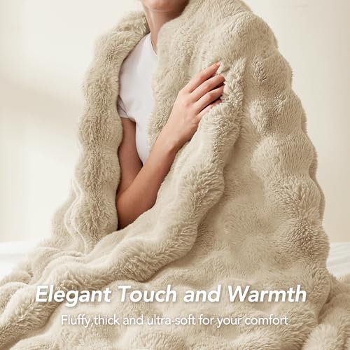 L'AGRATY Faux Rabbit Fur Throw Blanket for Couch, 50'' x 60'' Almond White - color: Almond White, size: 50" x 60"