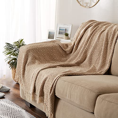DII Rustic Farmhouse Double Diamond Woven Throw, 50x60, Stone - color: Stone, size: 50x60"
