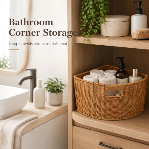 Healifty Triangle Wicker Storage Basket Woven Corner Shelf Basket 15 X 11''