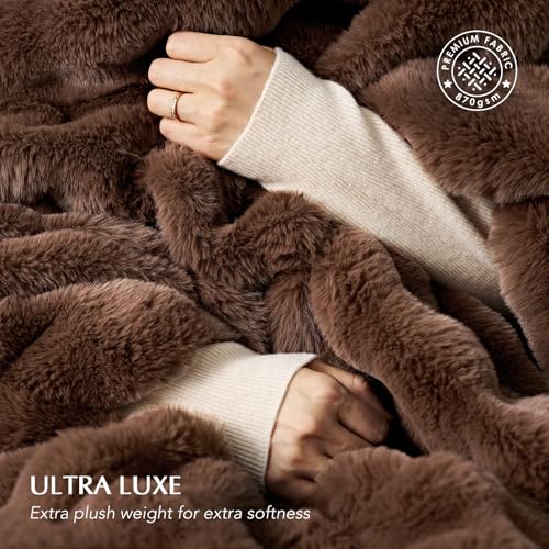 EverGrace Faux Rabbit Fur Bubble Throw Blanket, 50"x60", Chestnut - color: Chestnut, size: 50"x60"