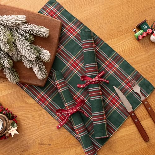 AQOTHES Christmas Plaid Placemats Set of 4 Red Green 12x18 Inch Table Decor - color: Green Red Plaid