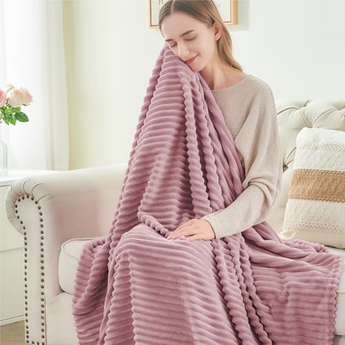 BEDELITE 3D Ribbed Berry Purple Fleece Twin Blanket for Couch, 60x80 Inch - color: Berry Purple, size: Twin(60"x80")