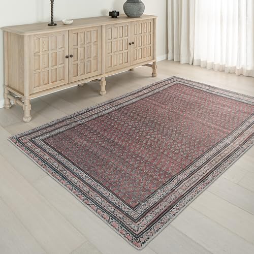 Rusty Rhythm 5' x 8' Burgandy Area Rug - Persian-inspired design - size: 5' x 8' (Rectangular)