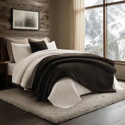 EverGrace Faux Chinchilla Fur Throw Blanket, 72"x90", Espresso Mink - color: Espresso Mink, size: 72"x90"