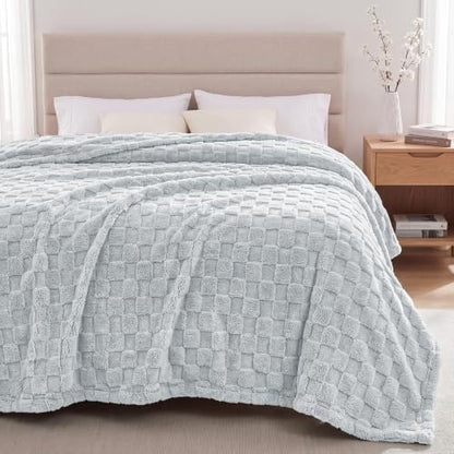 Utopia Bedding Plush Checkered Fleece Blanket Cool Grey Queen, 90x90 Inch - color: Cool Grey, size: Queen