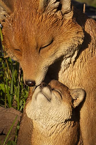 HI-LINE Gift Cuddling Mother and Baby Fox Garden Statue, Brown (87719-I)