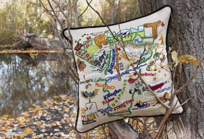 Catstudio Vermont Hand Embroidered Pillow, Decorative Throw Pillow - color: Vermont