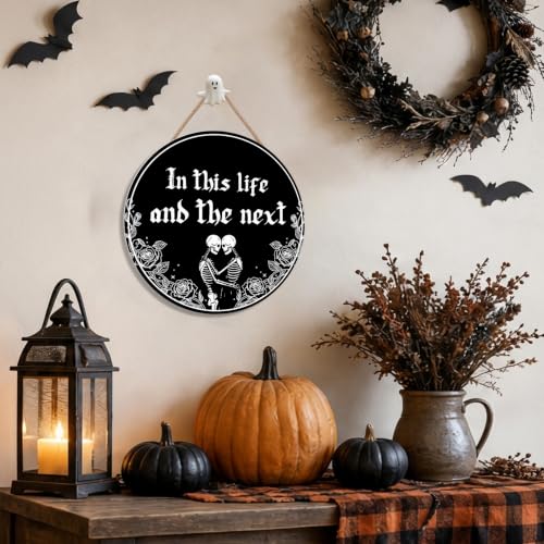 Gothic Home Decoration, Funny Couple Wooden Hanging Sign - color: Black-next