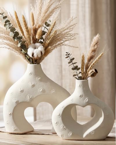 White Ceramic Flower Vases Table Decor Heart Shaped Vase Set of 2 - color: Large Cream White