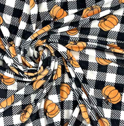 Fall Soft Fleece Throw Blanket, Black & White Gingham with Orange Pumpkins, - color: Plaid Pumpkins