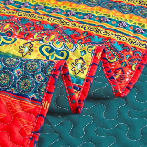 Exclusivo Mezcla 60"x 80" Boho Quilted Throw Blanket, Red Quilt Throw - color: Bohemian Red and Blue, size: 60 x 80 inch