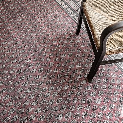 Rusty Rhythm 5' x 8' Burgandy Area Rug - Persian-inspired design - size: 5' x 8' (Rectangular)