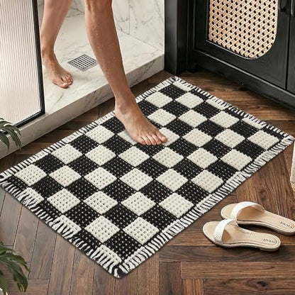 MatEssenz Checkered Waffle Bath Mat 20x32, Non Slip Bathroom Rug with Rubber Backing, Super Absorbent Machine Washable Bath Mat, Soft Quick Dry Checkered Bathroom Rug with Tassels, Black White - color: Lattice Style, size: 1'8" x 2'8" (Rectangular)