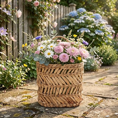 SHCMSADO Wicker Hanging Basket Handmade Woven Hanging Storage Basket Natural Wicker Decorative Baskets for House Garden Wedding Wall Decorations,12*5*12